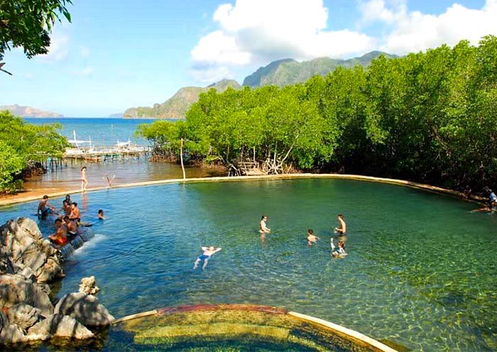 Maquinit Hot Spring, Coron