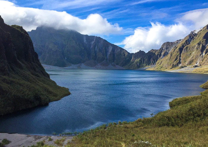 Mount Pinatubo Tours | Best Mount Pinatubo Trek