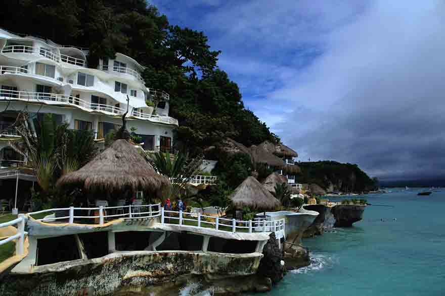 What is the rainy season in Philippines?