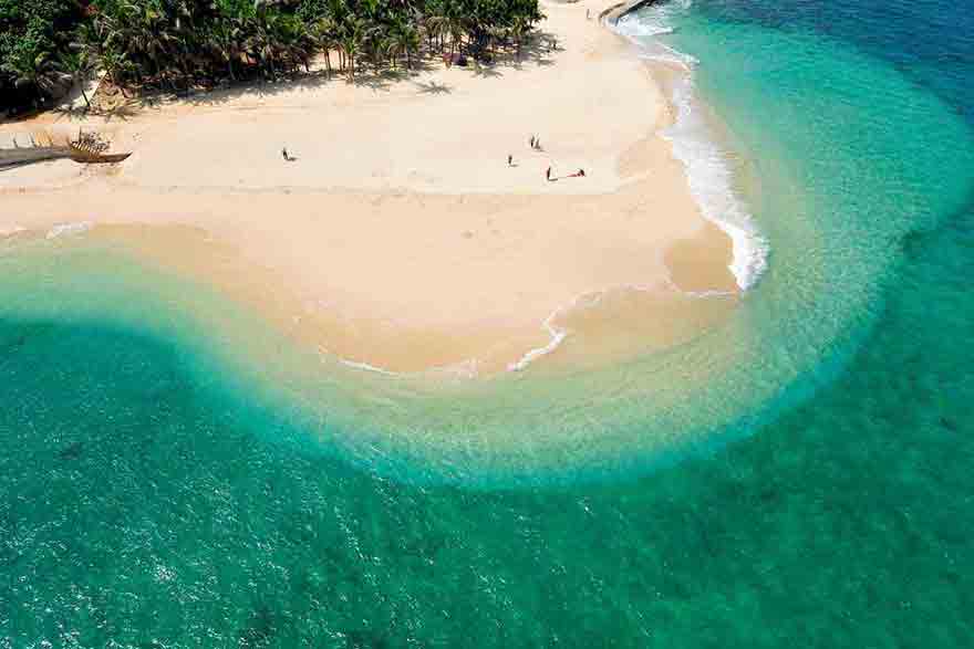 What is the cost of a Manila tour?